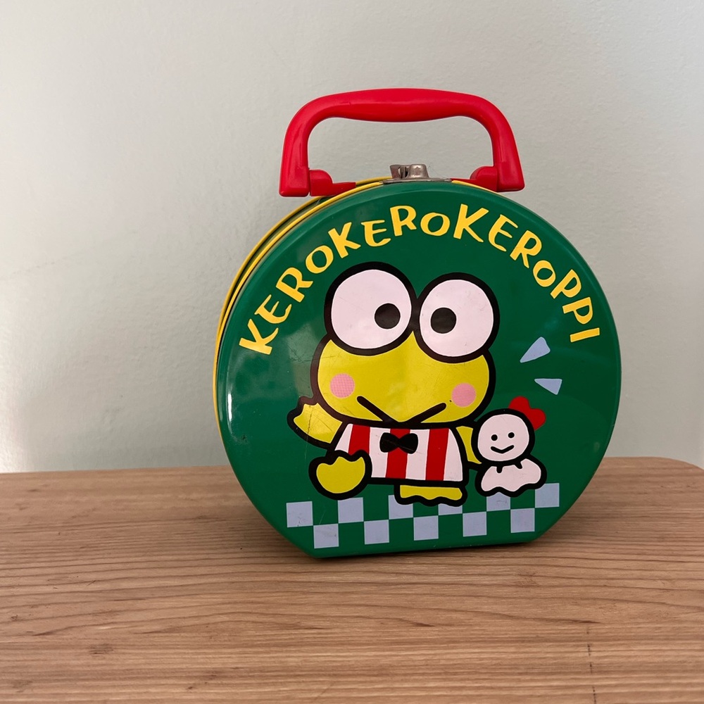 Vintage Sanrio!! ☀️Keroppi Green Lunch Box with Red Handle
